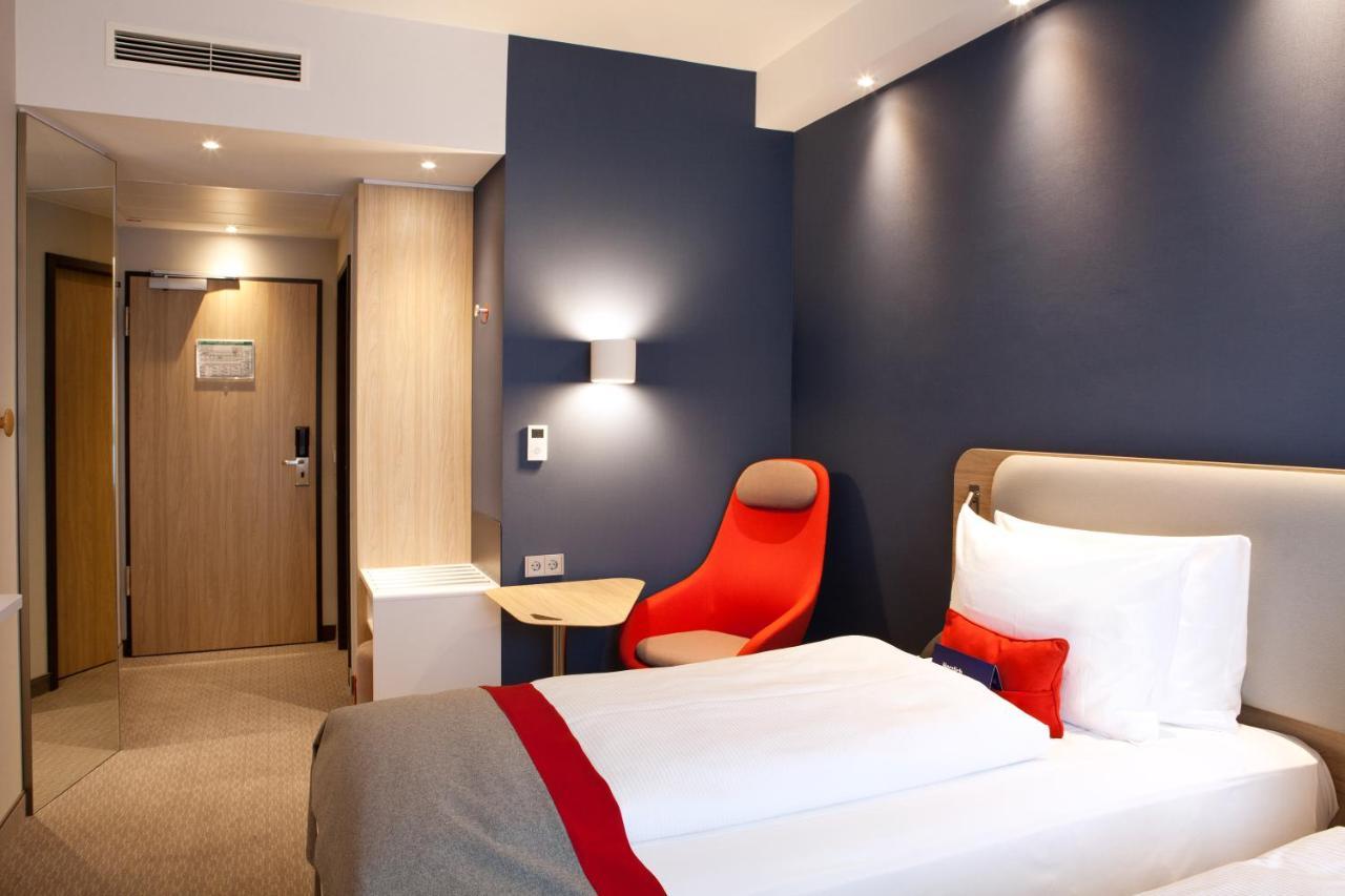 Holiday Inn Express - Goeppingen By Ihg Kültér fotó
