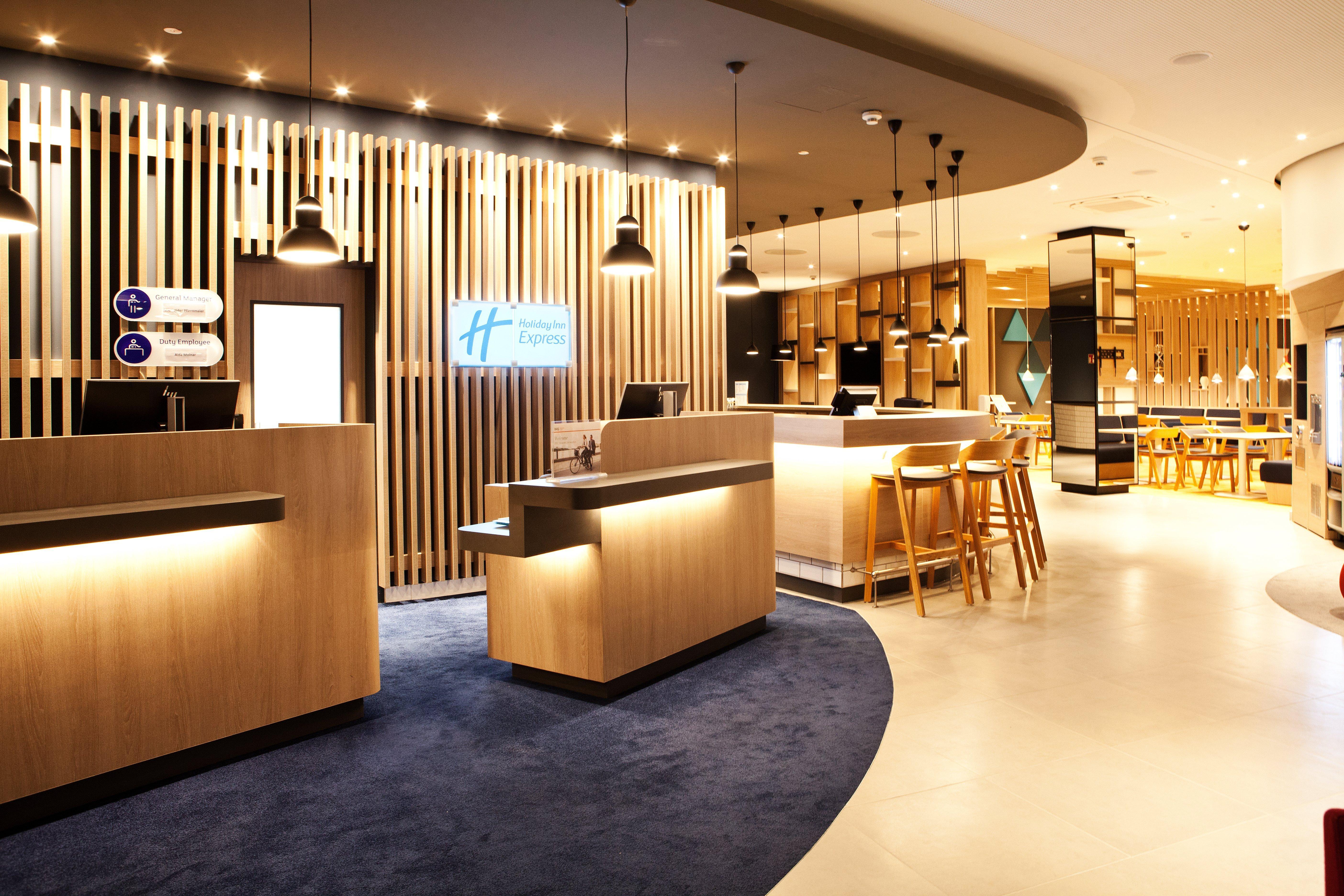 Holiday Inn Express - Goeppingen By Ihg Kültér fotó