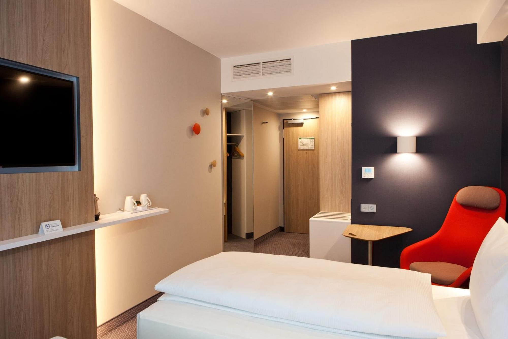 Holiday Inn Express - Goeppingen By Ihg Kültér fotó